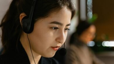 service contact phone number